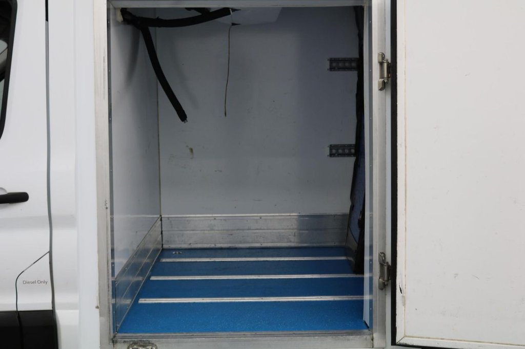 Used Ford Transit 2021 for sale - 78181216: Photo 2