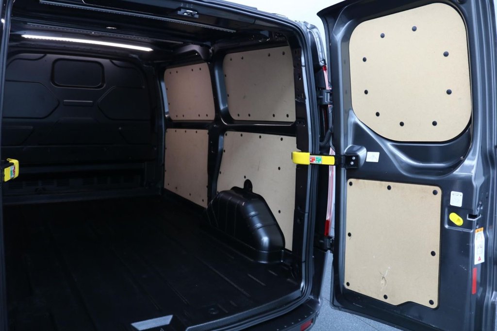 Used Ford Transit Custom 2023 for sale - 76977415: Photo 18