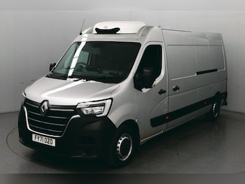 Renault Master feature image