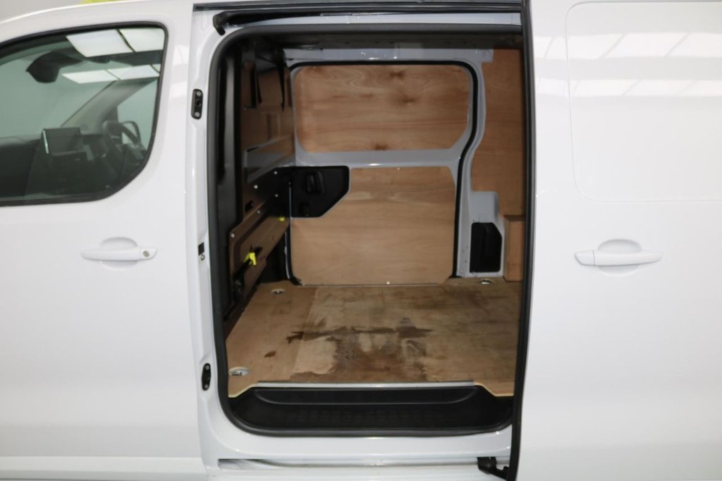 Used Citroen Dispatch 2024 for sale - 76303680: Photo 11