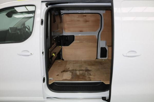 Used Citroen Dispatch 2024 for sale - 76303680: Photo 11