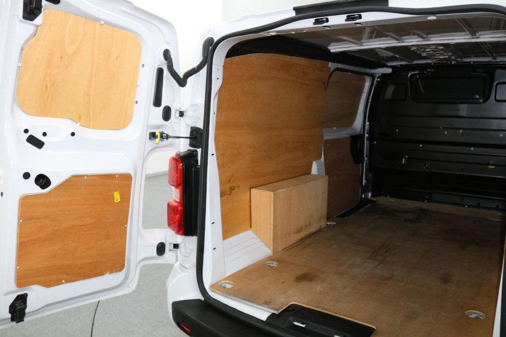 Used Citroen Dispatch 2024 for sale - 76303680: Photo 17