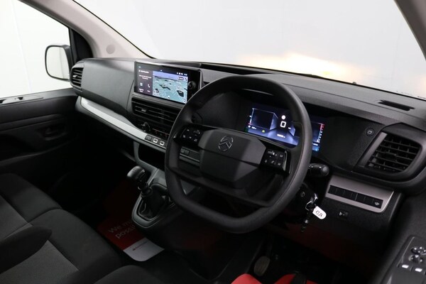 Used Citroen Dispatch 2024 for sale - 76303680: Photo 27