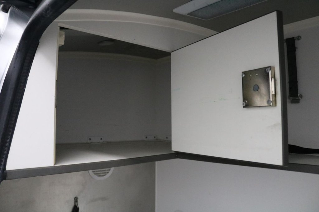 Used Volkswagen Transporter 2018 for sale - 78068755: Photo 19