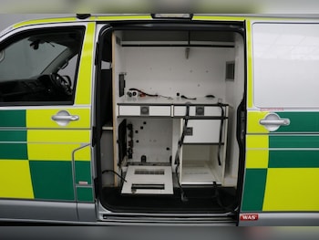 Used Volkswagen Transporter 2018 for sale - 78068755: Photo