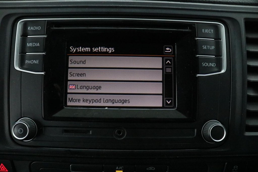 Used Volkswagen Transporter 2018 for sale - 78068755: Photo 50