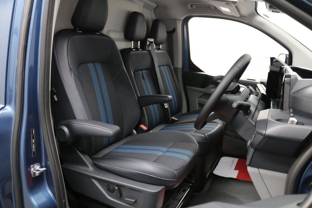 Used Ford Transit Custom 2024 for sale - 76132247: Photo 2