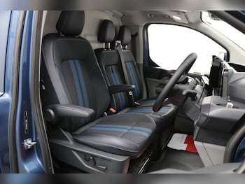 Used Ford Transit Custom 2024 for sale - 76132247: Photo