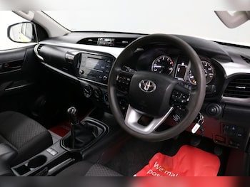 Used Toyota Hilux 2022 for sale - 76323119: Photo 2