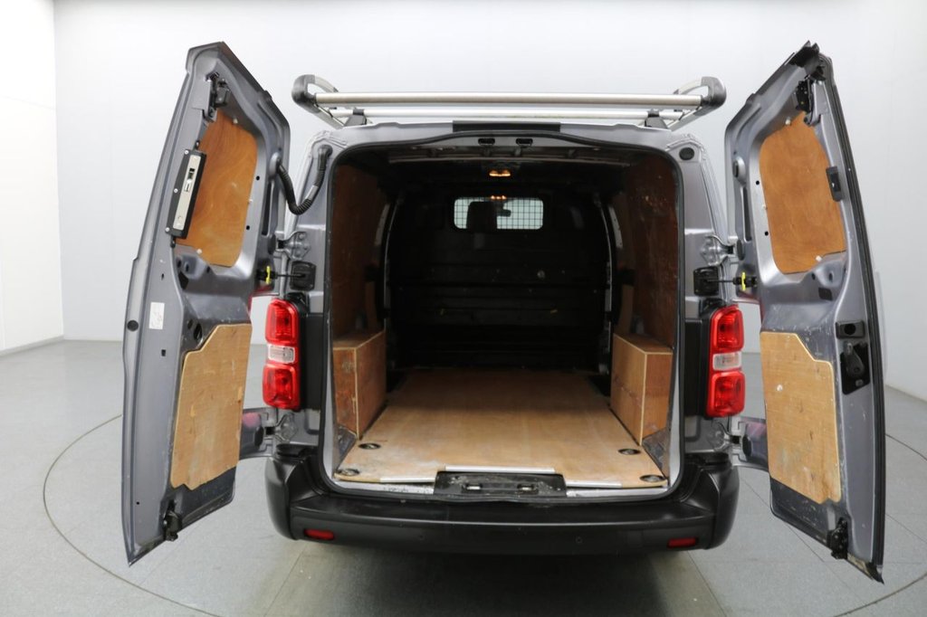 Used Toyota ProAce 2022 for sale - 77920016: Photo 15