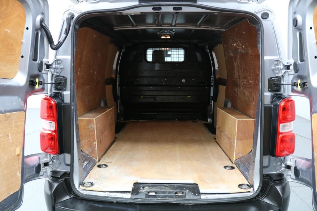 Used Toyota ProAce 2022 for sale - 77920016: Photo 23