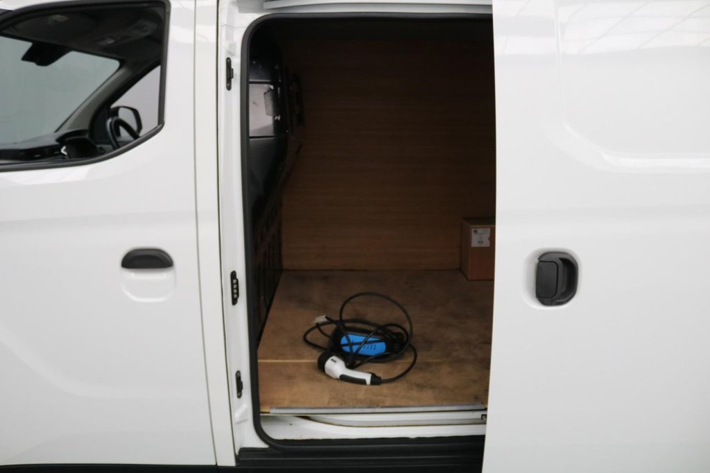 Used Maxus eDeliver 3 2021 for sale - 77121633: Photo 12