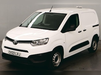 Toyota ProAce feature image