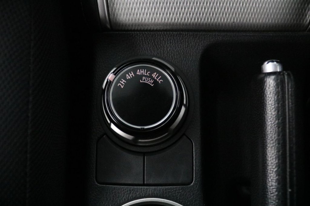 Used Mitsubishi L200 2020 for sale - 76867598: Photo 47