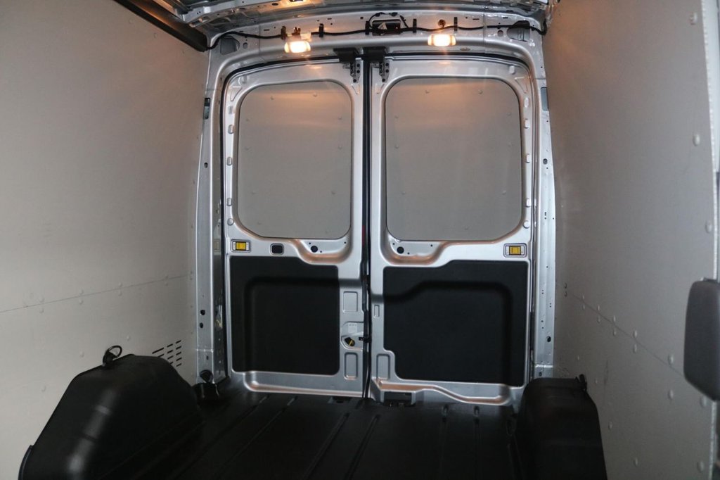 Used Ford Transit 2024 for sale - 76361630: Photo 16