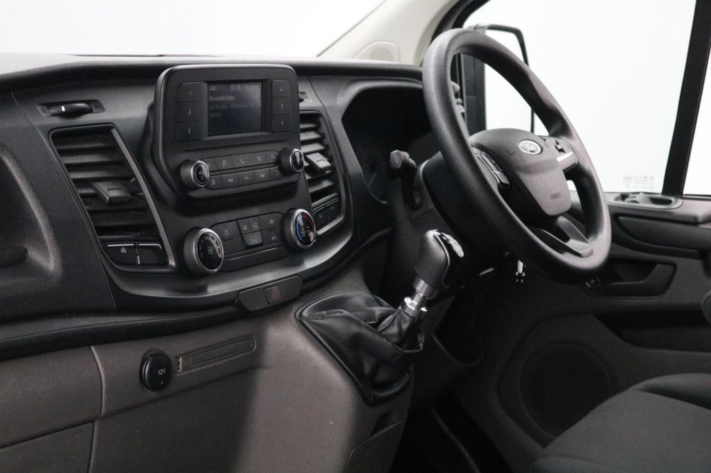 Used Ford Transit Custom 2022 for sale - 77614290: Photo 2
