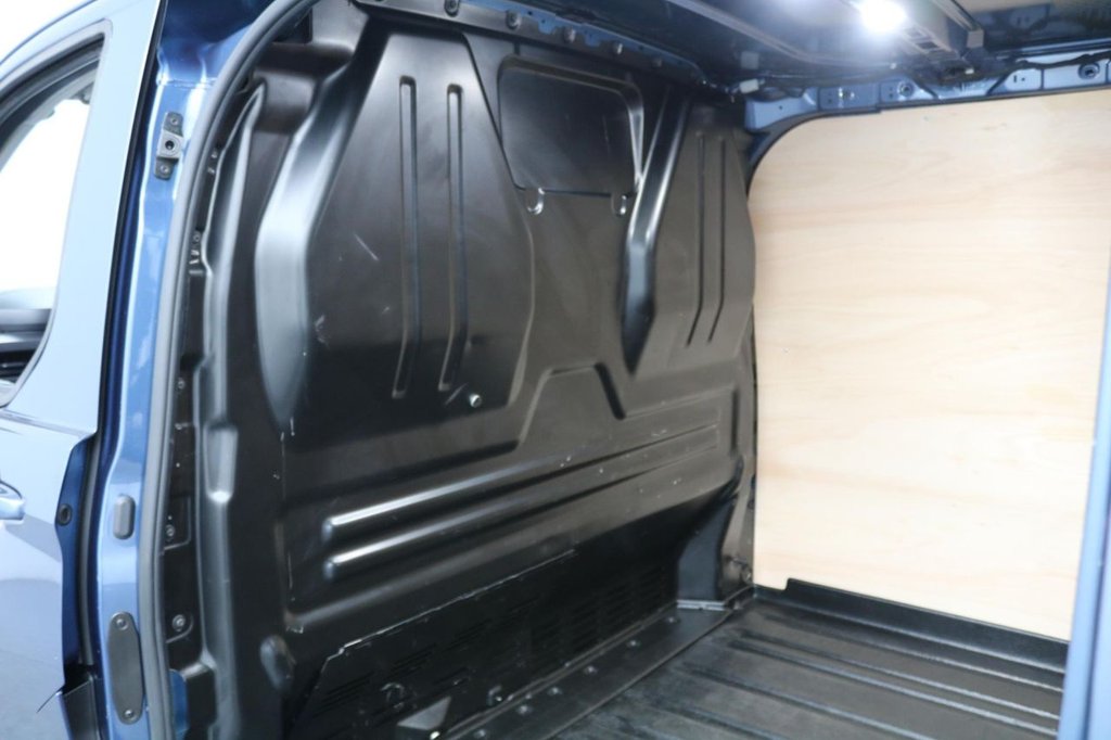 Used Ford Transit Custom 2024 for sale - 76582059: Photo 12