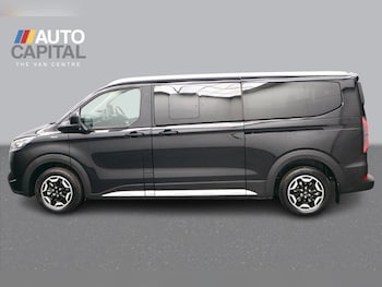 Used Ford Tourneo Custom 2025 for sale - 79281243: Photo