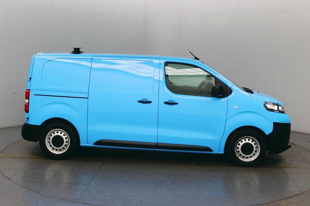 Used Vauxhall Vivaro 2022 for sale - 77826654: Photo 11