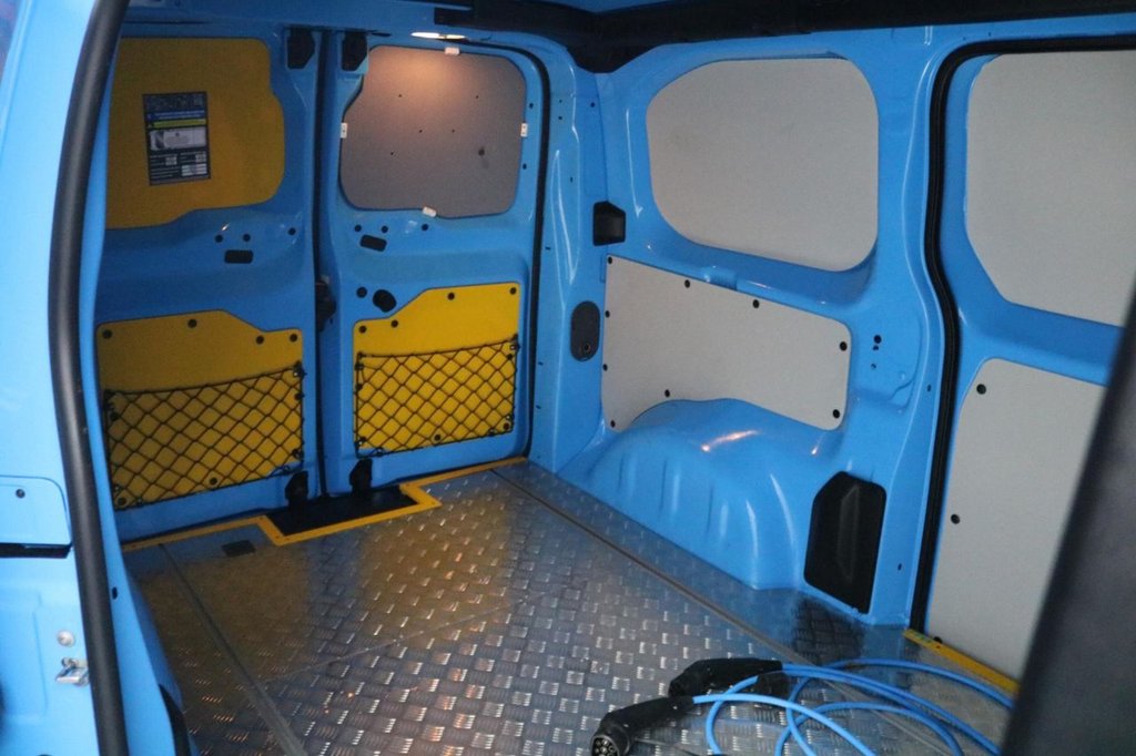 Used Vauxhall Vivaro 2022 for sale - 77692613: Photo 23