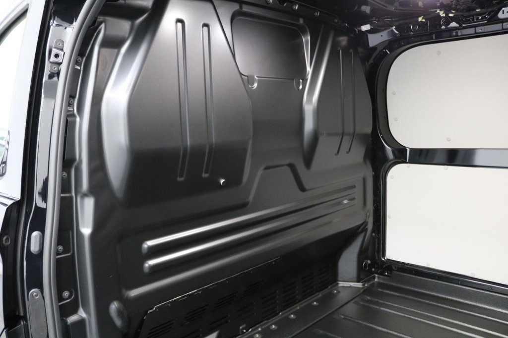 Used Ford E-Transit 2024 for sale - 76241352: Photo 12