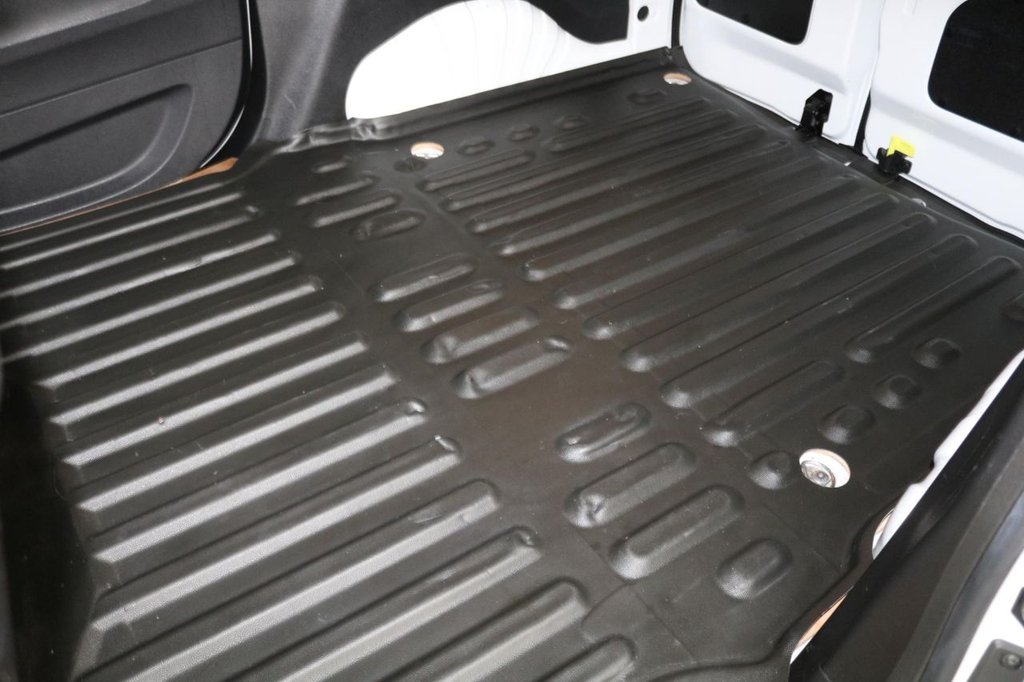 Used Toyota ProAce 2022 for sale - 76509794: Photo 14