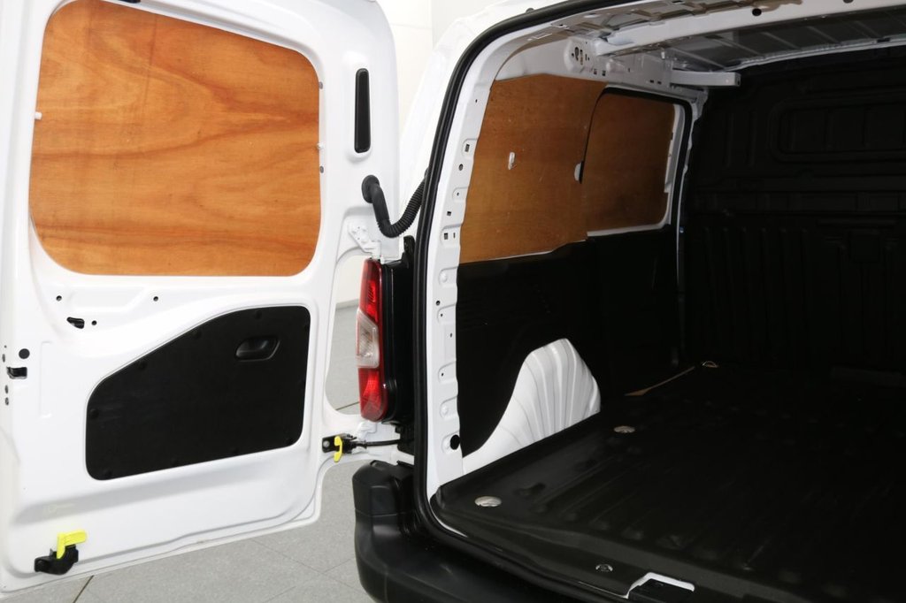 Used Toyota ProAce 2022 for sale - 76509794: Photo 17