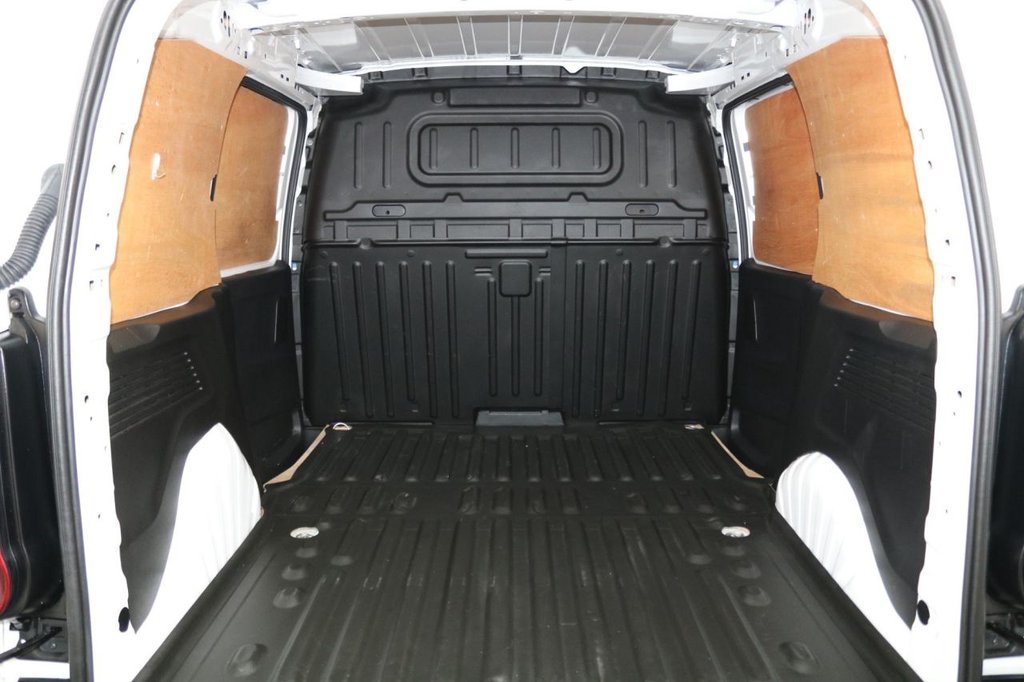 Used Toyota ProAce 2022 for sale - 76509794: Photo 18