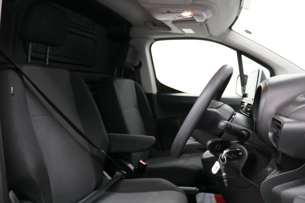 Used Toyota ProAce 2022 for sale - 76509794: Photo 24