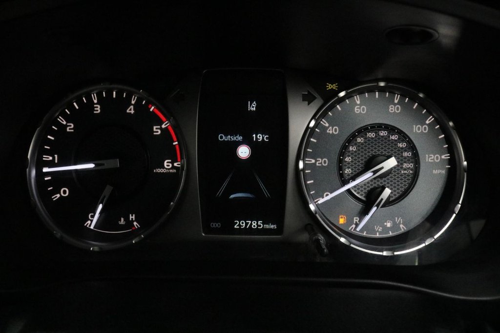 Used Toyota Hilux 2022 for sale - 76552032: Photo 32