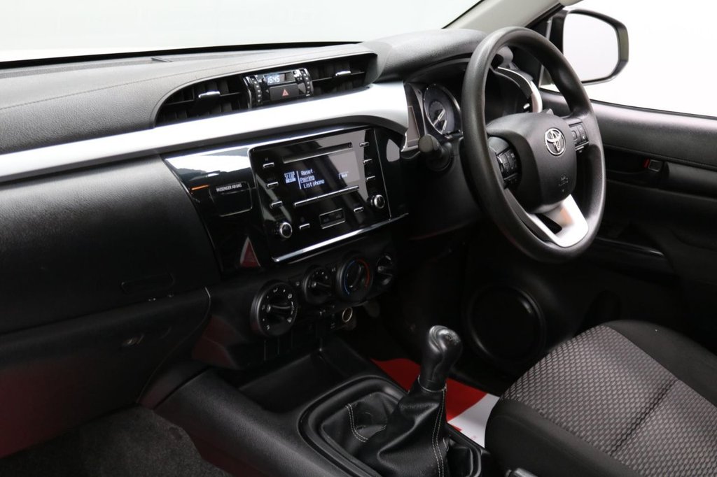 Used Toyota Hilux 2022 for sale - 76552032: Photo 37