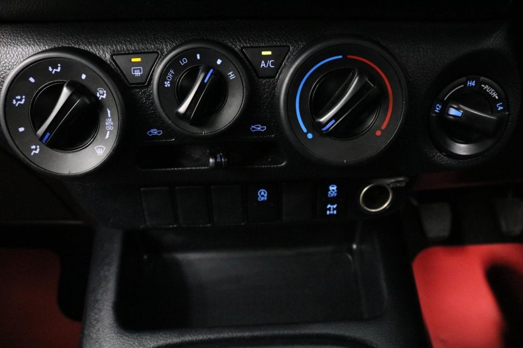 Used Toyota Hilux 2022 for sale - 76552032: Photo 42