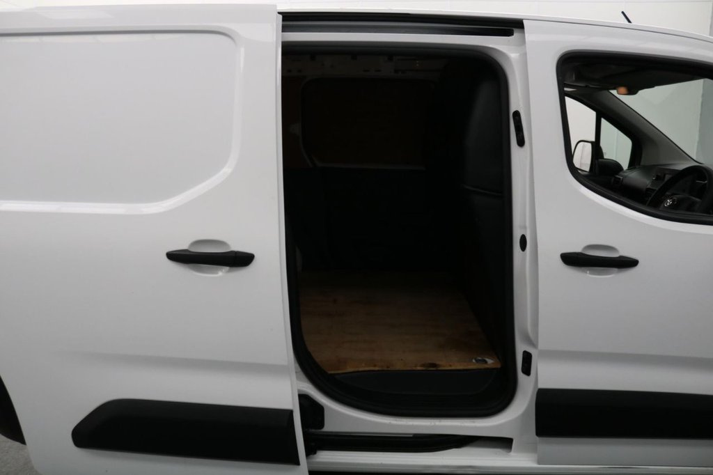 Used Toyota ProAce 2022 for sale - 77826660: Photo 18