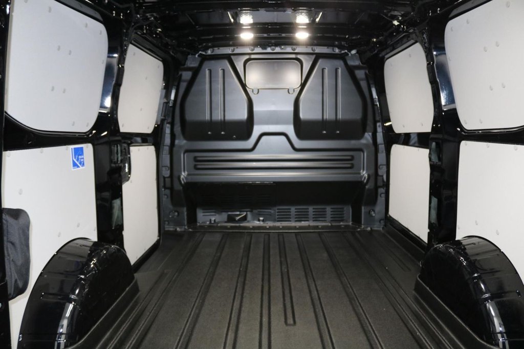 Used Ford E-Transit 2024 for sale - 76406233: Photo 17