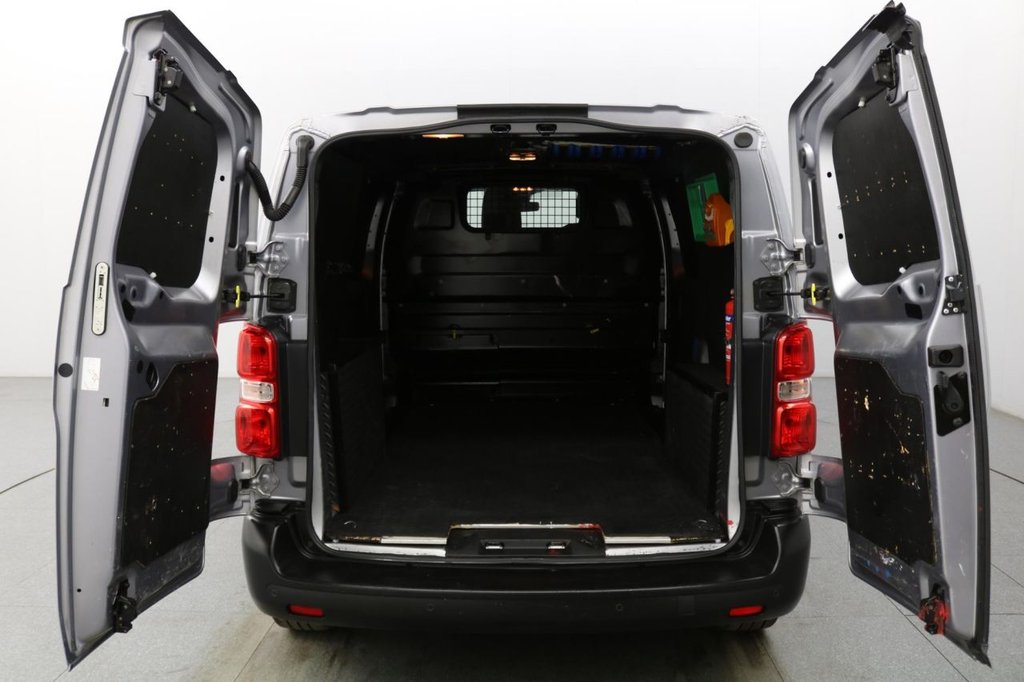 Used Toyota ProAce 2022 for sale - 77879406: Photo 16