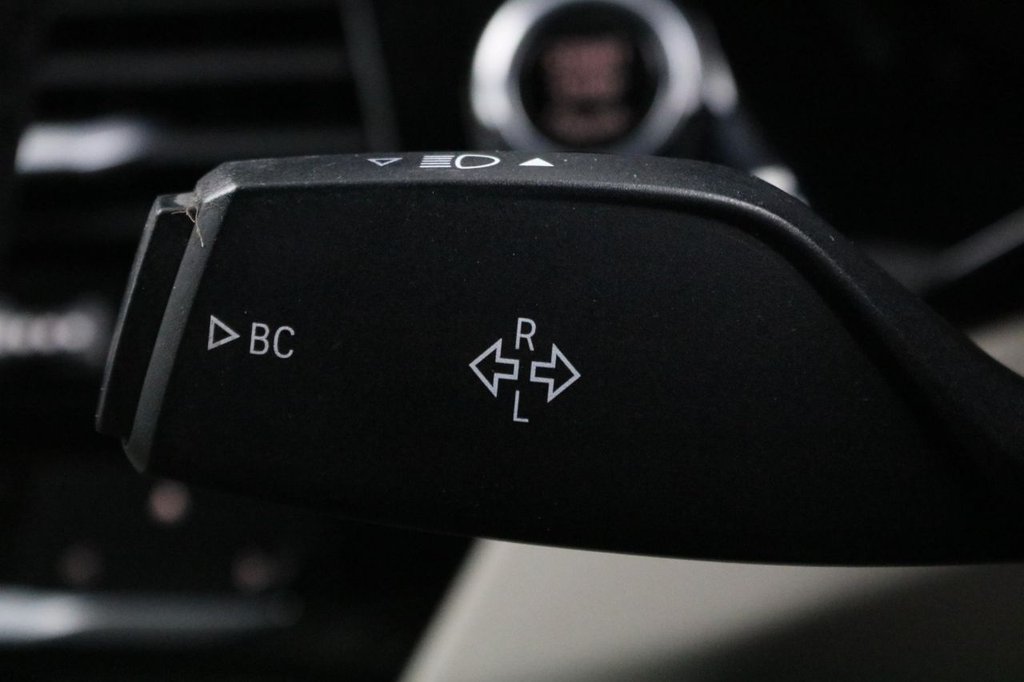 Used BMW 5 Series 2017 for sale - 76527240: Photo 32