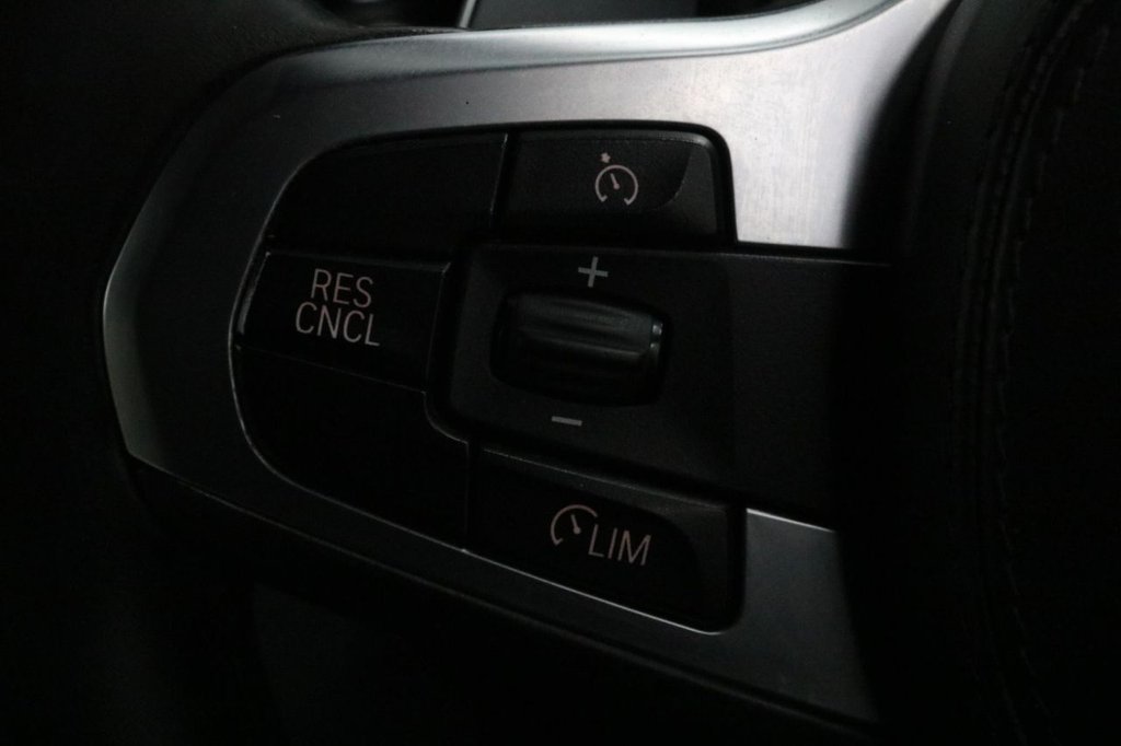 Used BMW 5 Series 2017 for sale - 76527240: Photo 33