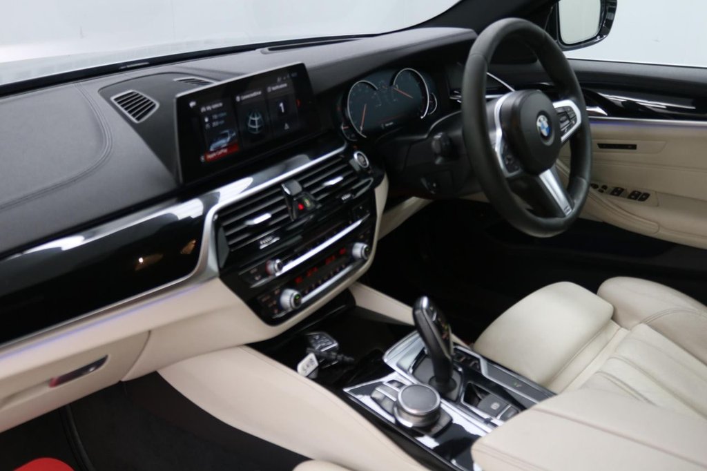 Used BMW 5 Series 2017 for sale - 76527240: Photo 41