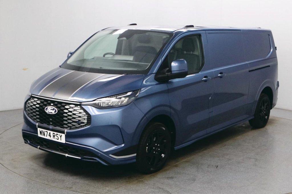 Used Ford Transit Custom 2024 for sale - 76132197: Photo 1