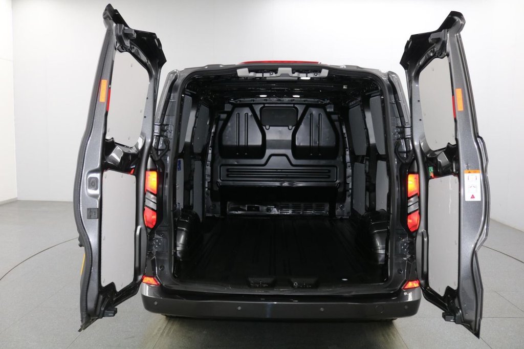 Used Ford Transit Custom 2023 for sale - 76256207: Photo 13