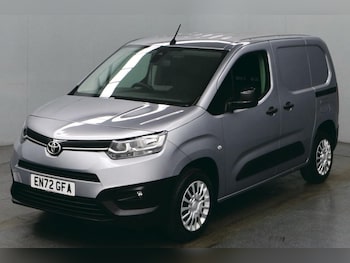 Toyota ProAce feature image