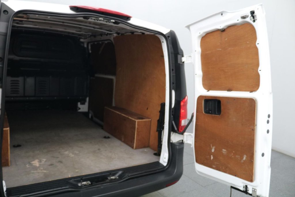 Used Mercedes-Benz Vito 2021 for sale - 77642501: Photo 23