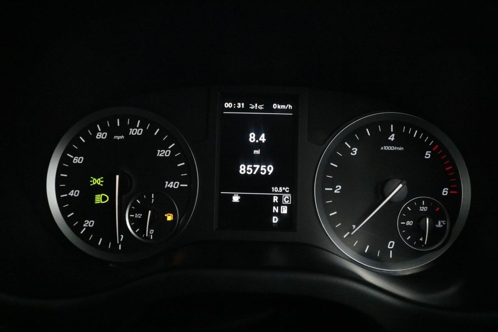 Used Mercedes-Benz Vito 2021 for sale - 77642501: Photo 40