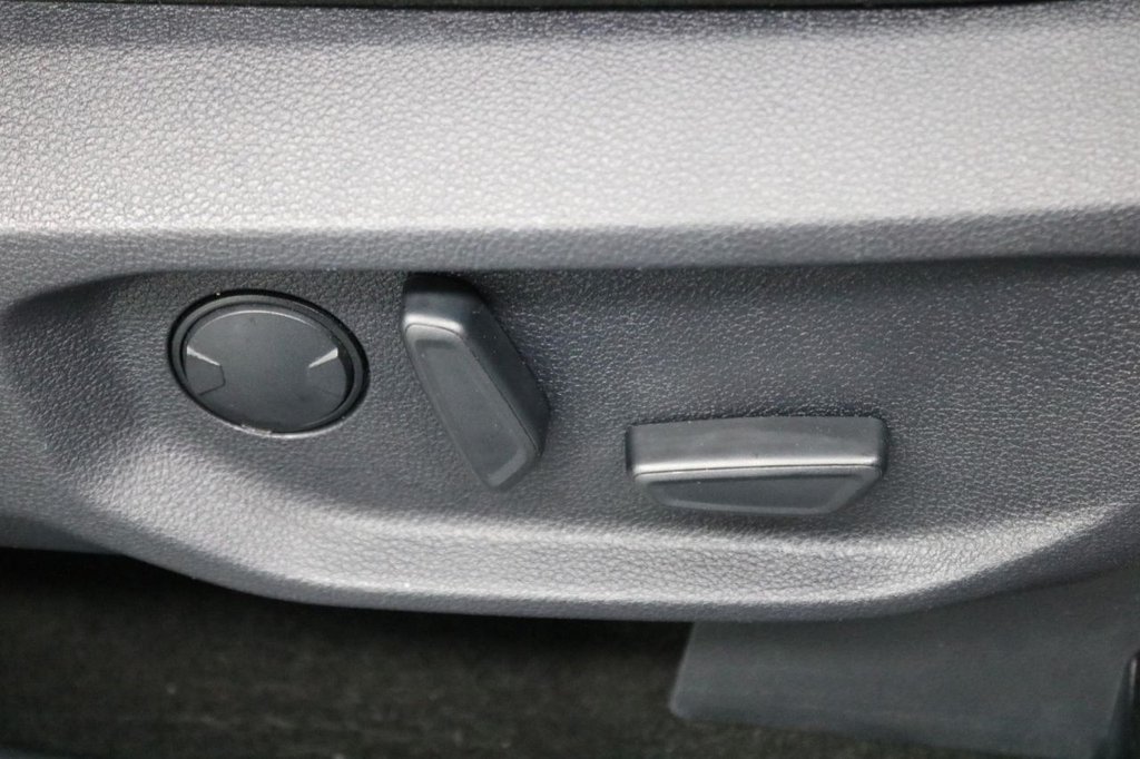 Used Volkswagen Amarok 2024 for sale - 78124205: Photo 36