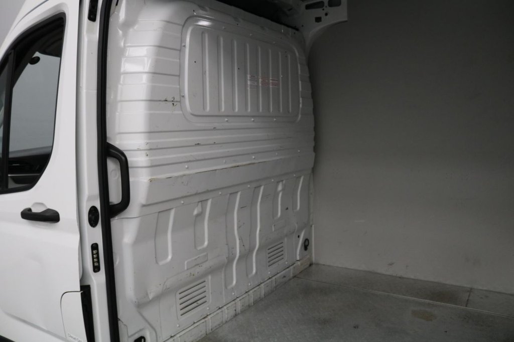 Used Maxus Deliver 9 2022 for sale - 77307320: Photo 16