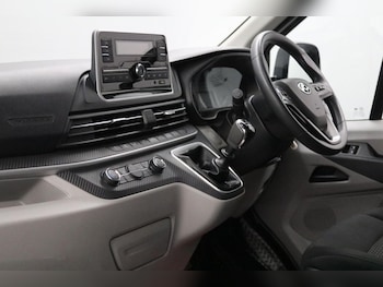 Used Maxus Deliver 9 2022 for sale - 77307320: Photo