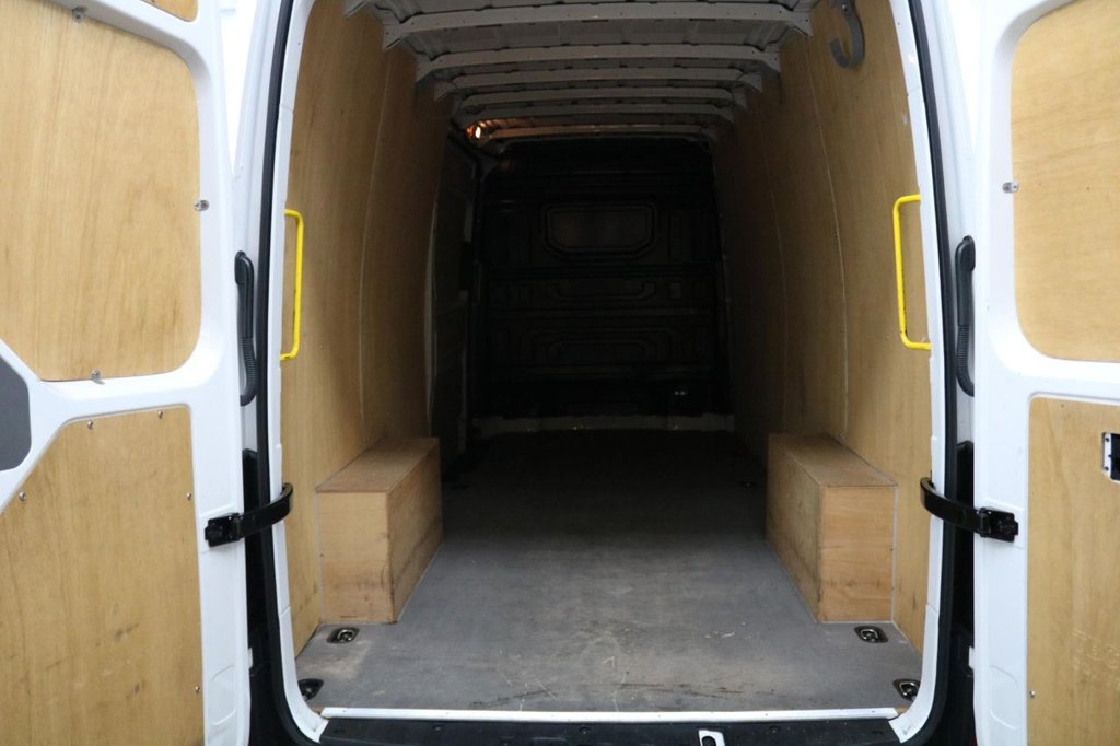 Used Volkswagen Crafter 2023 for sale - 77133112: Photo 4