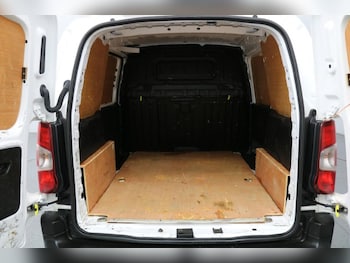 Used Peugeot Partner 2022 for sale - 77849741: Photo