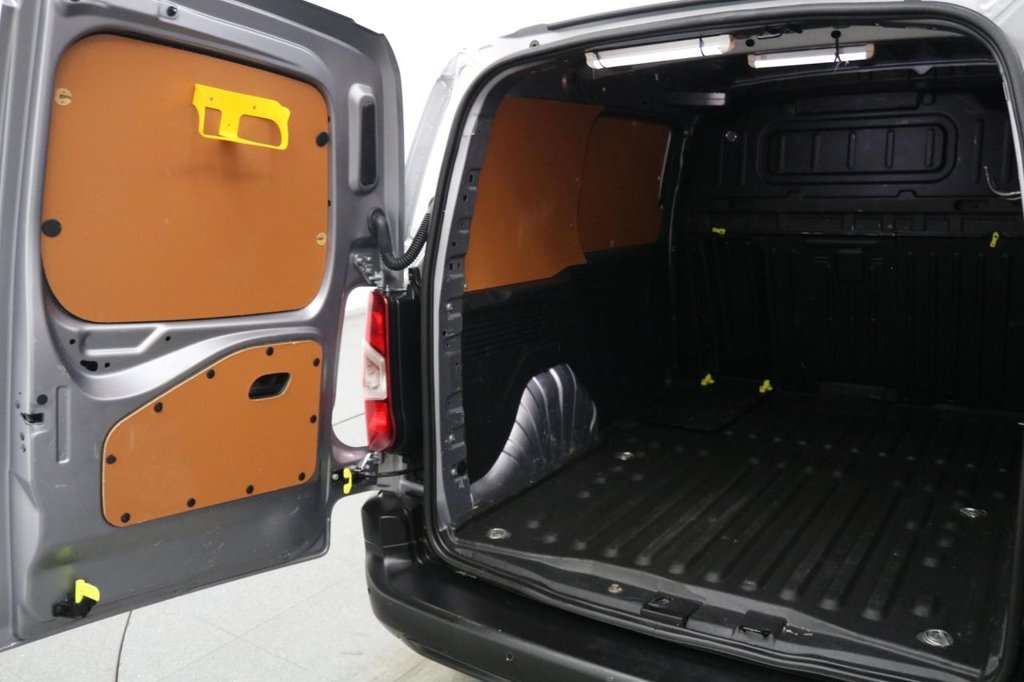 Used Toyota ProAce 2023 for sale - 77747926: Photo 18