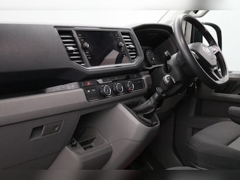 Used Volkswagen Crafter 2022 for sale - 77680402: Photo